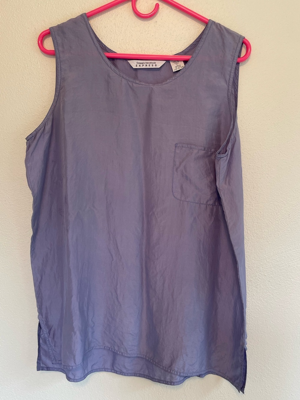 EXPRESS Compagnie
Internationale Lavender 100% Silk Sleeveless Top Tank Large